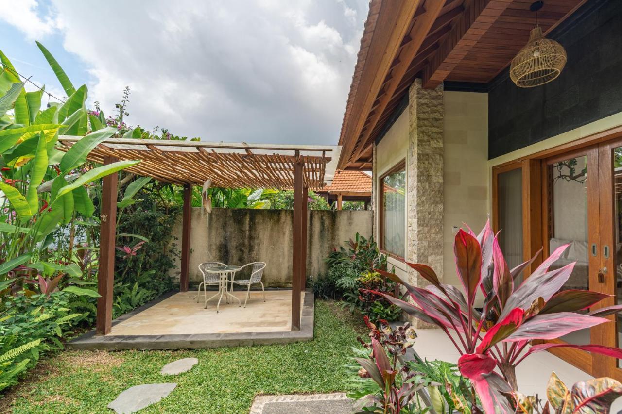 Three Beagles Villa Ubud  Exterior photo